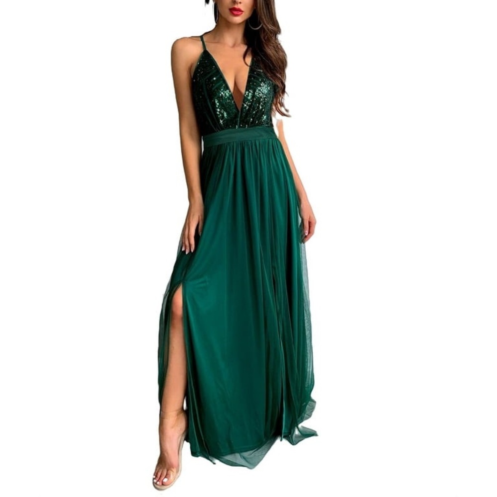 NWT;LUXEDO sweep of Romance Dark emerald Maxi sequin dress💚